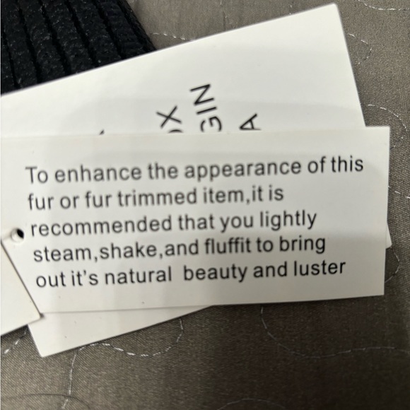 Adrienne Landau real fox fur hat. Black metallic color. Brand new with tags. - Picture 10 of 10